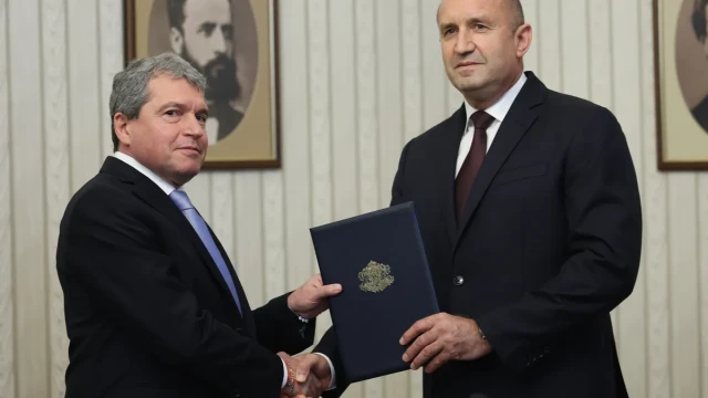 radev-tova-e-posledniqt-shans-za-kabinet-v-50-ns-itn-tretiqt-mandat-e-po-golqma-otgovornost-otkolkoto-parvite-dva 29 07 2024